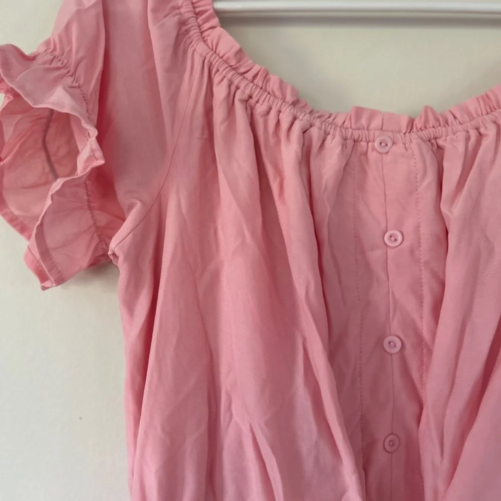 🎃Beautiful NWOT Off Shoulder High Low Ruffle Dress